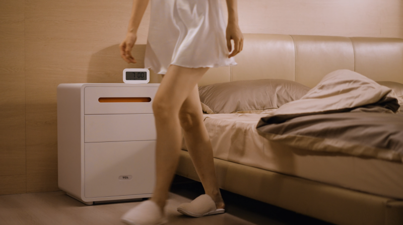 三层收纳+四种解锁+无线充电？深度测评TCL S60，保管柜这么卷了！